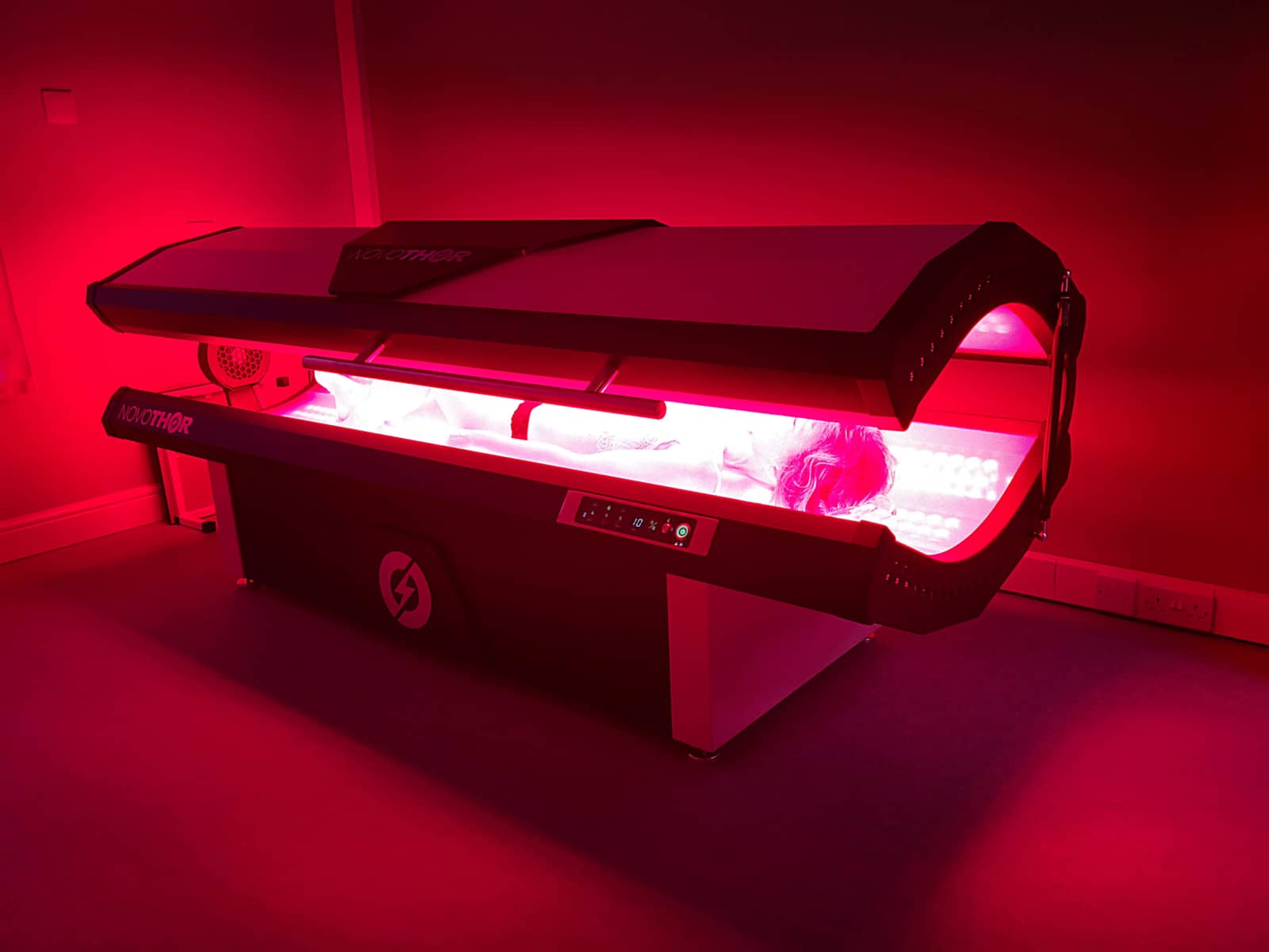 Red light therapy bed